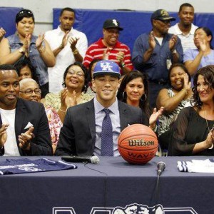 亚博官网-家族射手三代传承：布克光耀门楣